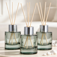 Flacon diffuseur en verre noir transparent de luxe personnalisé 30 ml avec bâtonnets