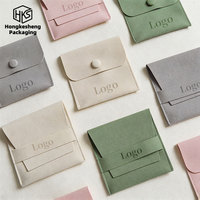Pochette à bijoux personnalisée en microfibre douce de qualité supérieure HKSCQ avec insert rembourré, sac à bijoux portable pour le voyage, le rangement et les cadeaux