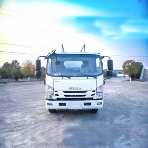 Camion de ravitaillement d'avions diesel 4x2 4x4 LHD RHD personnalisable Isuzu 6m³ 6cbm 6000L 6 tonnes pour ravitaillement d'hélicoptères - Product Image 3