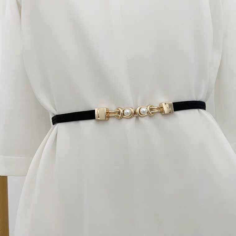 Shop Our Collection of Cinto Dorado and Merk Riem Belts