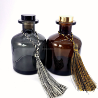 Bouteille diffuseur de parfum pour voiture en verre transparent noir mat ambre 150 ml 200 ml avec bouchon en verre et accessoire pour cosmétiques