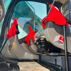 मूल <span class=keywords><strong>Kobelco</strong></span> sk350d हाइड्रोलिक क्रॉलर खुदाई के लिए खुदाई का उपयोग किया गया है kobelo SK200-12 गोताखोरों का उपयोग किया - Product Image 4