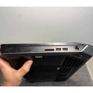 Ordinateur portable de jeu 17 R2, 95% neuf, original, avec processeur I7-4720HQ, carte graphique GTX880M (4G), 16 Go de RAM, 512 Go de SSD, best-seller 2025, nouveau modèle, processeur Core I7 I5 I9 - Product Image 4