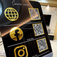 Support d'affichage vertical élégant et moderne en acrylique pour code QR, avec base en bois pour un accès facile, support publicitaire pour comptoir