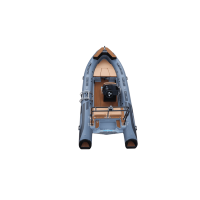 Bateau de pêche en fibre de verre Premium RIB 550C avec un ensemble complet d'accessoires