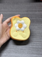 柔软滋润兔子蛋吐司慢回弹挤压玩具