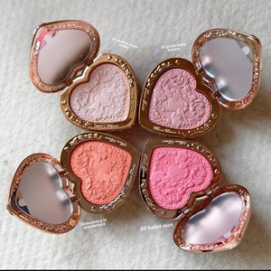 บลัชออนฟรีซดราย หัวจื่อเซียน บังนี รุ่นพลัช สโนว์แรบบิท เนื้อแมตต์ ช่วยเพิ่มความเปล่งปลั่งให้ผิว ขนาดปกติ สำหรับผู้หญิง - Product Image 3