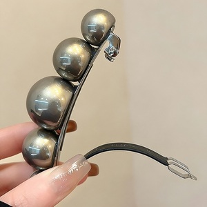 <span class=keywords><strong>Barrette</strong></span> à cheveux pour femmes, style mode, avec grande <span class=keywords><strong>perle</strong></span> rouge et pince à ressort pour queue de cheval - Product Image 5