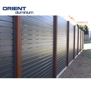 Hình ống hàng rào Tấm Nhà sản xuất ngoài trời riêng tư Nhôm hàng rào đen ngang tấm kim loại hàng rào - Product Image 5