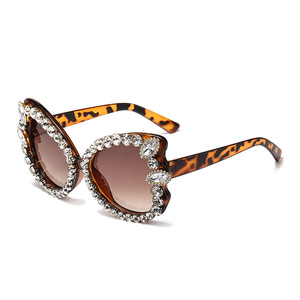 Jamie 2331BM Rhinestone Cat Eye Sunglasses Black Frame UV400 Women's Fashion Sunshades - Product Image 2
