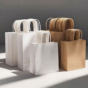 Bolsas de Papel Kraft Marrón Personalizadas, Reciclables, para Comida para Llevar, Bolsas de Compras Modernas - Product Image 1