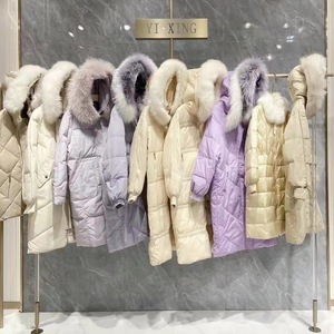 Automne hiver longue doudoune <span class=keywords><strong>chaude</strong></span> femmes moelleux Parka lâche canard bouffant manteau 2025 véritable col <span class=keywords><strong>de</strong></span> fourrure <span class=keywords><strong>de</strong></span> renard 90% - Product Image 2