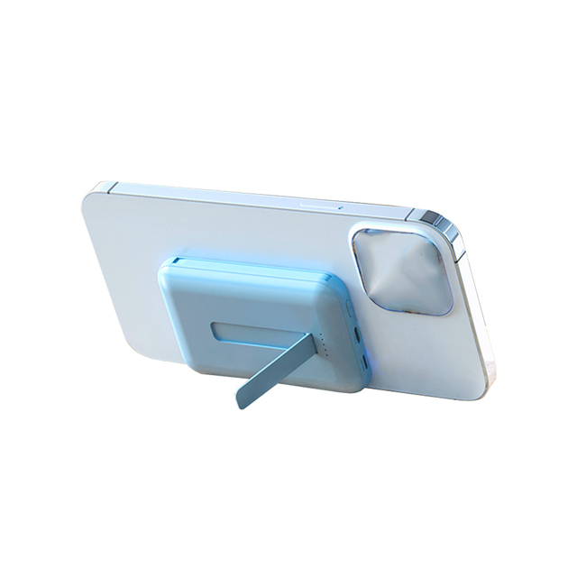 New Trending Products Wireless Smart Phone Chargers Thin Light Portable Type C Universal Magnetic Power Bank 5000mah