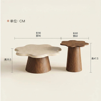 Table basse de salon moderne de luxe pour hôtel et villa, avec structure en bois, mobilier