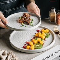 Assiettes en Céramique Blanches Modernes Mates à Motif en Relief, Vente en Gros, pour Restaurant, Assiettes de Table pour Service Alimentaire : Steak, Salade, Pâtes