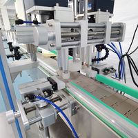 Chaîne de convoyage de haute qualité pour machine de capsulage automatique, idéale pour le bouchage de capsules et l'emballage de bouteilles alimentaires en PET