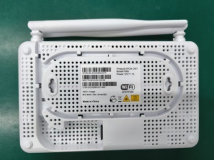 Second-hand Single-frequency optical modems with 1ge+3fe+Tel+USB Ports XPON 2.4G300 Mbps WiFi ONU Router FTTR/FTTX TR069/IP WAN - Product Image 4