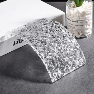 Partición de sala de ladrillo de cristal colgante de cristal curvo de color personalizado, pieza colgante de cristal decorativa - Product Image 3