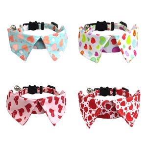 Colliers pour chats à motif de cœurs mignons avec clochette, boucle réglable, pour petits chats, toutes saisons, style tendance - Product Image 1