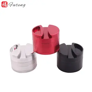 Yiwu Futeng Bán Hot Chất Lượng 4 Phần 75 Mét Nhôm Fancy Herb Grinder Nhà Sản Xuất Trung Quốc Bán Buôn Máy Xay