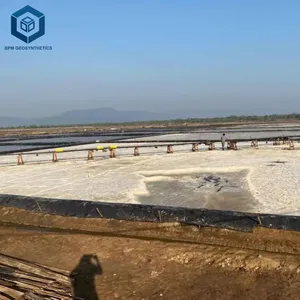 Ngoài trời không thấm nước màng lót HDPE nhựa geomembrane cho muối AO trong oman