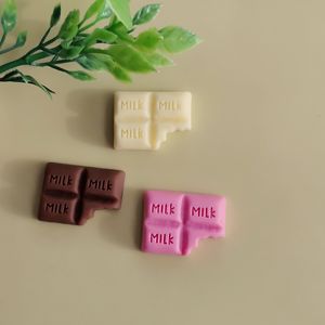 100ชิ้นเรซิน3D จำลองรูปช็อกโกแลตนมอัญมณีทรงแบนราบเครื่องประดับสำหรับทำสมุดภาพแบบทำมือโบว์เครื่องประดับ - Product Image 1