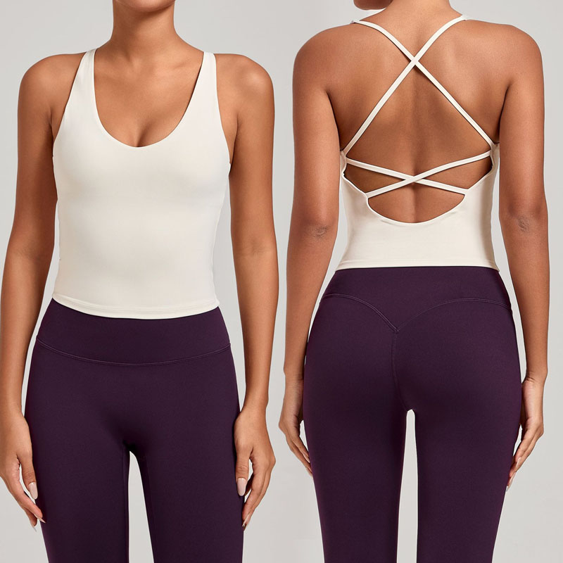 2025 Hot Selling Women's Lightweight Seamless Breathable Quick Dry Cross Back Shockproof High Support Yoga Sports Halter Front