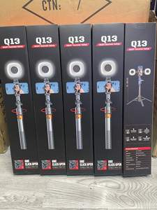 Q13-<span class=keywords><strong>AI</strong></span> Perche à selfie intelligente à quatre pieds avec suivi de tête par IA, caméra IA, suivi des gestes du visage, perche à selfie inclinable et orientable, trépied - Product Image 1