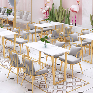 Ensemble <span class=keywords><strong>de</strong></span> meubles <span class=keywords><strong>de</strong></span> magasin <span class=keywords><strong>de</strong></span> <span class=keywords><strong>café</strong></span> et <span class=keywords><strong>de</strong></span> thé au lait minimalistes à <span class=keywords><strong>la</strong></span> mode pour <span class=keywords><strong>la</strong></span> <span class=keywords><strong>réunion</strong></span> <span class=keywords><strong>de</strong></span> restaurant et les loisirs Table et chaise <span class=keywords><strong>de</strong></span> salle à manger fraîches - Product Image 2