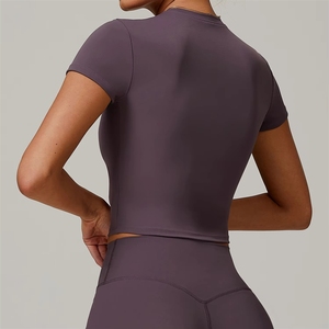 T-shirt de sport slim fit à col rond de haute qualité, design de logo personnalisé, streetwear, running, yoga, t-shirt noir pour femmes - Product Image 5