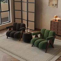 Fauteuil individuel décontracté en bois massif, style crème, pour salon, petit appartement, chambre d'hôtes, balcon, idéal pour les moments de détente; inspiré de la médiévité.
