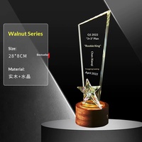 Trophée créatif, design éblouissant en cristal K9, médailles de récompense pour la conférence annuelle de l'entreprise, nouveau trophée avec logo gravé