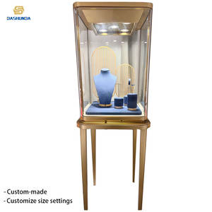 Vitrine à bijoux LED étanche de luxe avec étagères à niveaux - Verre trempé et métal durables, écologiques et recyclables, couleur personnalisable - Product Image 2
