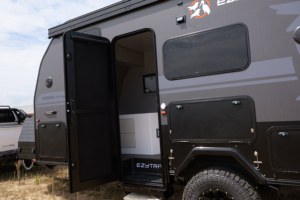 <span class=keywords><strong>Puerta</strong></span> de Entrada para Autocaravana con Aislamiento de Alta Eficiencia, Núcleo de Espuma de PVC, Antichoque, <span class=keywords><strong>Puerta</strong></span> de Acceso para <span class=keywords><strong>Caravana</strong></span> - Product Image 4