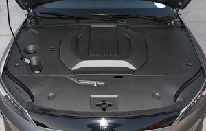 RIDEVER Sedán Eléctrico Blanco Qin Plus EV, Vehículo de Nueva Energía, Automóvil de Cuatro Puertas para Viajes Urbanos - Product Image 4
