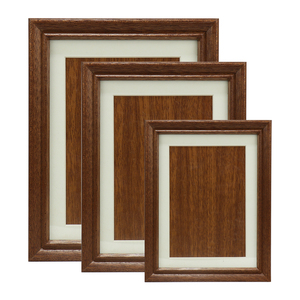 <span class=keywords><strong>Cadre</strong></span> photo en bois personnalisé à la mode et moderne pour enfants avec impression UV pour décoration murale de bureau, de maison et d'hôtel - Product Image 1