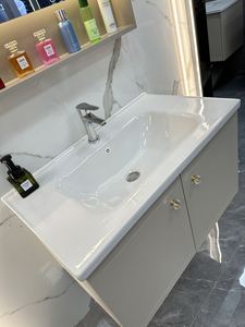 Meuble-lavabo mural minimaliste kaki, mobilier de salle de bain en acier inoxydable avec miroir semi-ouvert et lavabo en céramique sans joint - Product Image 4