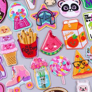 Patchs brodés animaux de dessin animé/alimentaires pour vêtements – Vente en gros, personnalisables, à thermocoller pour vêtements - Product Image 1