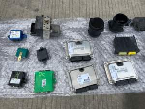 Unidades de Control Motronic Originales Usadas para Motor Ferrari F430 OEM 217986 Unidad de Control de Encendido ECU - Product Image 4