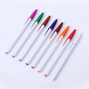 Vente en gros de stylos à bille cadeaux avec logo personnalisable Stylos en plastique de 1.0mm <span class=keywords><strong>Prix</strong></span> bon marché Promotionnel offert par les fabricants - Product Image 1