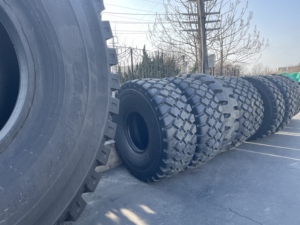 ยางลมคุณภาพสูง OTR E-3 L-3(E)23.5-25 ยางตันแบบไม่มียางในสำหรับรถตักล้อยาง - Product Image 6