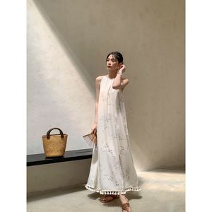 Chinese Style Floral Halter Neck Dress Loose Fit Long Skirt With Tassel Hem For Summer Beach Vacation - Product Image 1