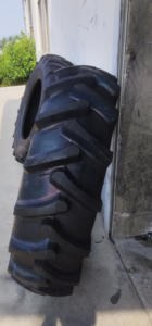 ठोस कृषि टायर 1 12.4-24-12 - Product Image 6