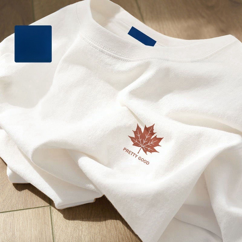 Cm-chest badge maple leaf red white