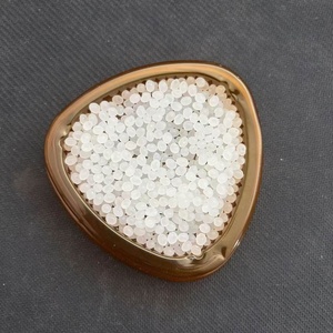 Base de plantas naturales Fibras de caña de azúcar Ácido poliláctico 100% Ácido poliláctico biodegradable PLA Gránulos de gránulos Materia prima plástica - Product Image 3