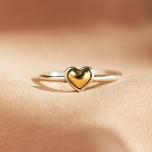 T0101 Anello a Forma di Cuore in Argento Placcato Oro con Incastonatura a Castone, Gioiello Unisex per Uso Quotidiano - Product Image 6