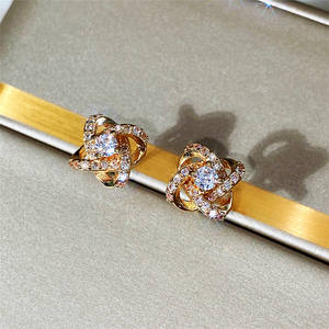 Orecchini a bottone placcati in oro con design geometrico a diamante rotondo per donna, gioielli da festa, orecchini classici alla moda - Product Image 4