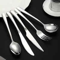 Ensemble de couverts polis miroir pour hôtel, restaurant, traiteur, banquet de mariage et repas à domicile – Cuillère à dessert, cuillère à café, couteau, fourchette