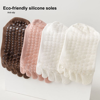 Chaussettes pour femmes antidérapantes à cinq orteils personnalisées imprimé animal mignon pour le cyclisme, la course à pied, la randonnée, le Pilates, la danse et la poignée.