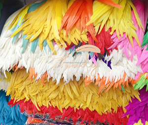 4-18 ''Plumas blancas Plumas <span class=keywords><strong>De</strong></span> Gallo Atadas Cóctel Pluma Traje Plumas <span class=keywords><strong>De</strong></span> Pollo Por <span class=keywords><strong>Kilo</strong></span> Pluma Plumas Festival Decoración - Product Image 3